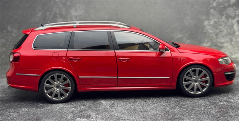 NZG Volkswagen VW Passat Estate R36 Classic ceramic jar Car Red with pedal Limited Edition 199PCS ONLY 1:18 Car Pre-built Model view3