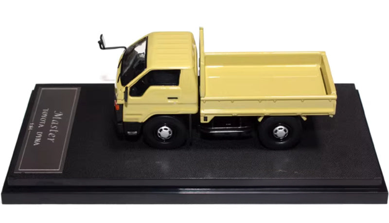 Master Toyota DYNA light truck Mud yellow left hand drive 1:64 Truck Pre-built Airliner Model Display view3