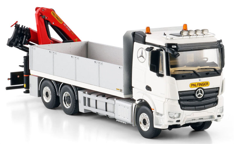 WSI MERCEDES BENZ ACTROS MP5 2.300MM CLASSIC SPACE RIGED FLATBED TRUCK 6X2 TAG AXLE WITH PALFINGER PK 19.001 SLD 5 Premium Line 1:50 Truck Pre-built Model
