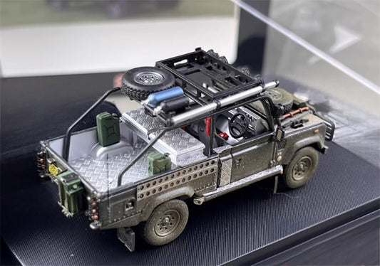 SW Land Rover Defender 110 Silver Grey Muddy Edition 1:64 car Pre-built Model view2