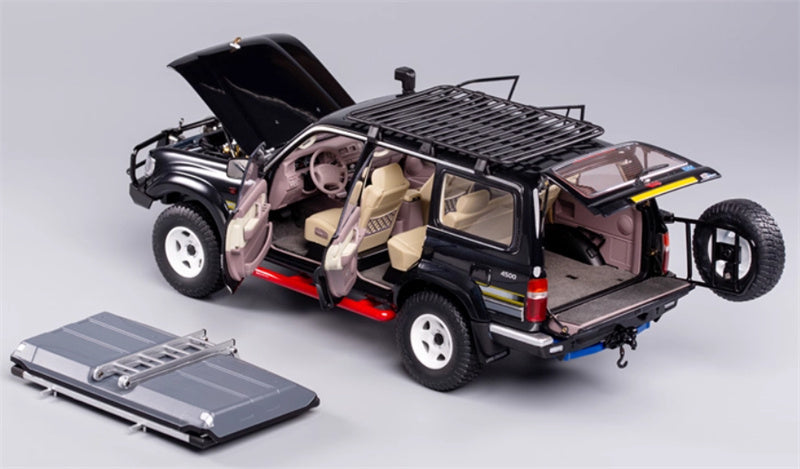 KengFai Toyota Land Cruiser LC80 black Off Road Edition With luggage rack 1:18 Truck Pre-built Model view4