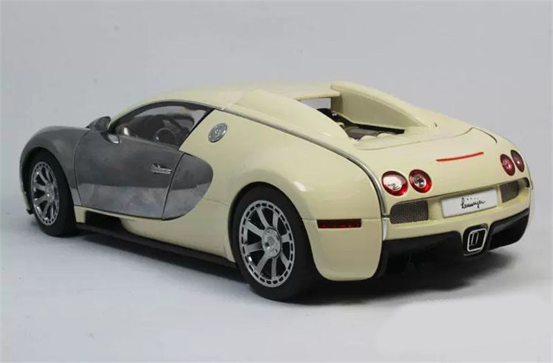 AUTOART Bugatti Veyron Ledition Centenaire Racing Cream White Silver Plated 1/18 DIECAST car