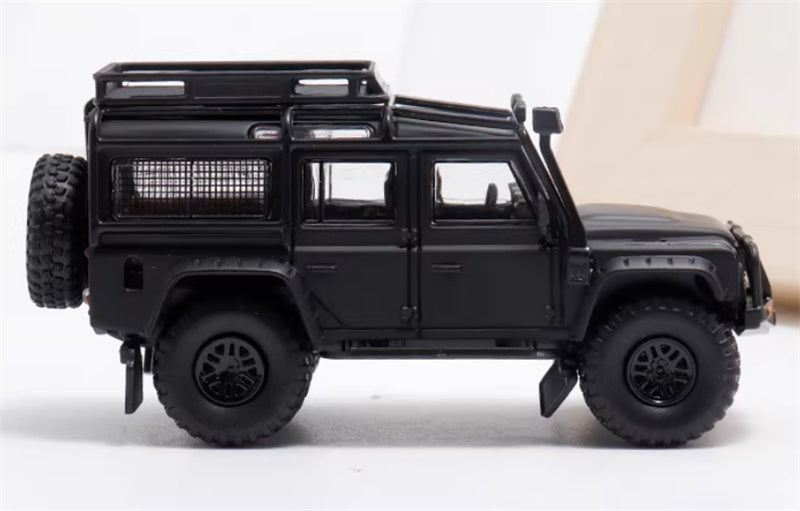 Master & Decode Land Rover Defender 110 4X4 modified matte black 1:64 Car Pre-built Airliner Model Display view3
