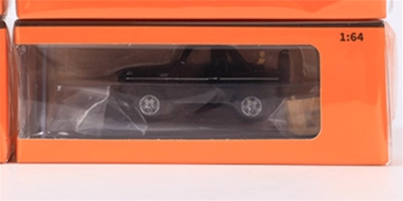 GCD Mercedes benz G500 two-door short-wheelbase convertible off-road with roof comes with 4 tires black LHD 1:64 Car Pre-built Model view8