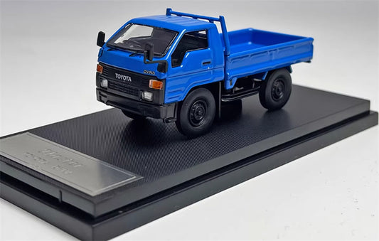 Master Toyota DYNA light truck Blue right hand drive 1:64 Truck Pre-built Airliner Model Display view1