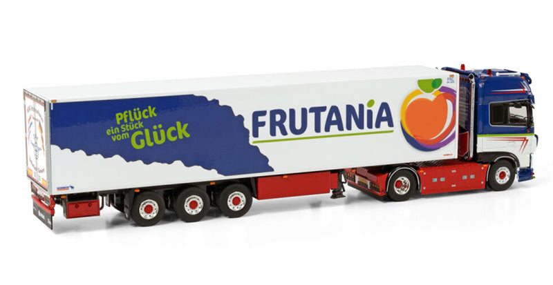 WSI  DAF XF SUPER SPACE CAB MY2017 4X2 REEFER TRAILER - 3 AXLE Marcel Weske Frutania 1:50 Truck Pre-built Model