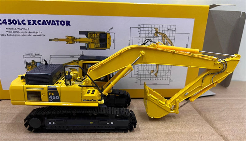 Universal Hobbies KOMATSU PC450-8 Excavator Yellow 1:50 Truck Pre-built Model