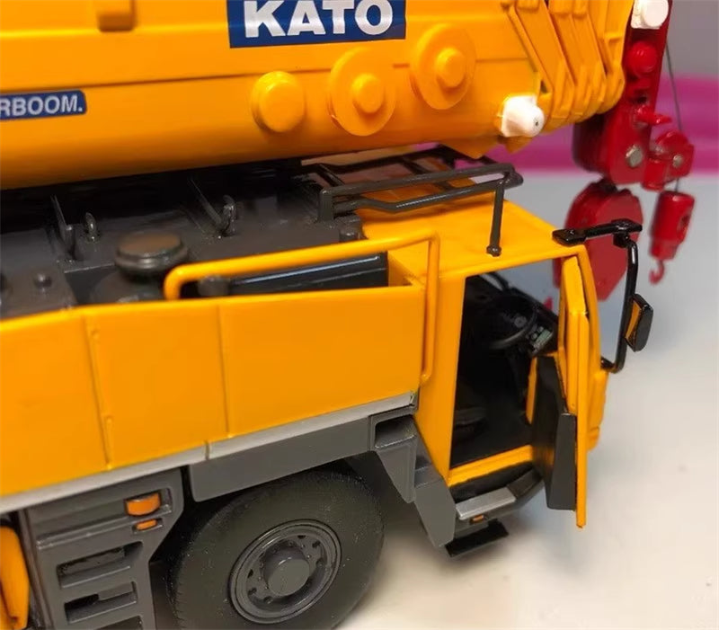 KATO ALLTERR KA-1300R Road Crane 5-axle Standard Edition 1:50 Truck Pre-built Model