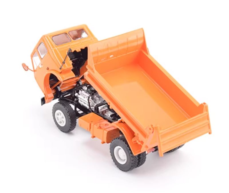 StartScaleModels Soviet Minsk MAZ-5549 dump truck 1:43 Truck Pre-built Airliner Model Display view2