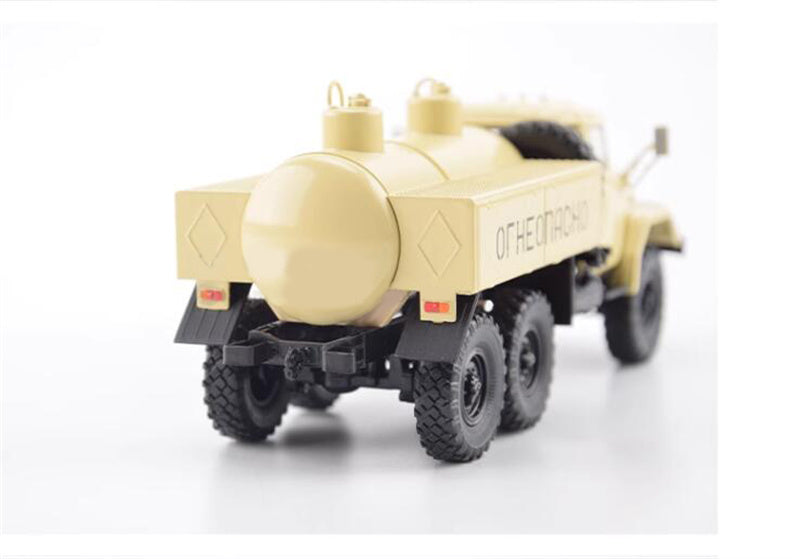 Modimio Soviet Leutov Forest Wilderness Swamp Off road Oil Transport Vehicle MA-4A(ZIL-131) 1:43 Truck Pre-built Model