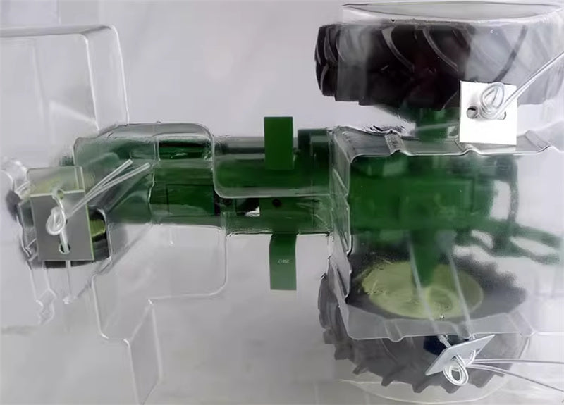 SpecCast Oliver 1650 Gas Narrow Tractor green 1:16 Truck Pre-built Model