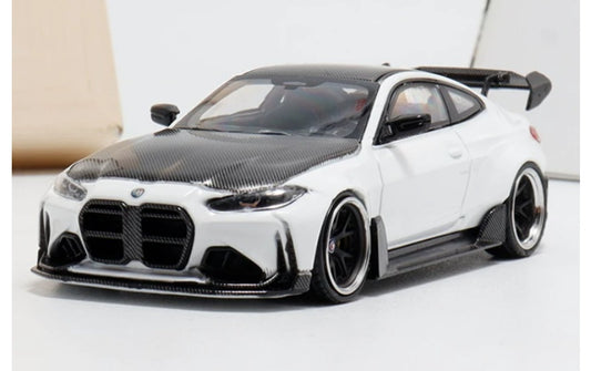 1:64 BMW M4 G82  White - Carbon Top SW  Limited Edition DIECAST Model
