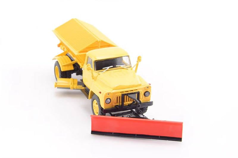 Modimio Russian PR-53 Gaz-52 Sand And Snow Sweeper 1:43 Truck Pre-built Model
