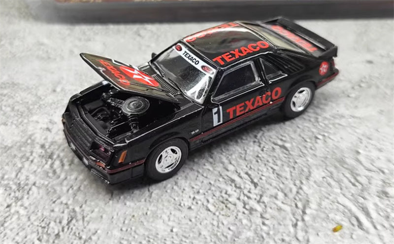 Greenlight d Mustang GT TEXACO Racing 1982 1:64 Car Pre-built Model