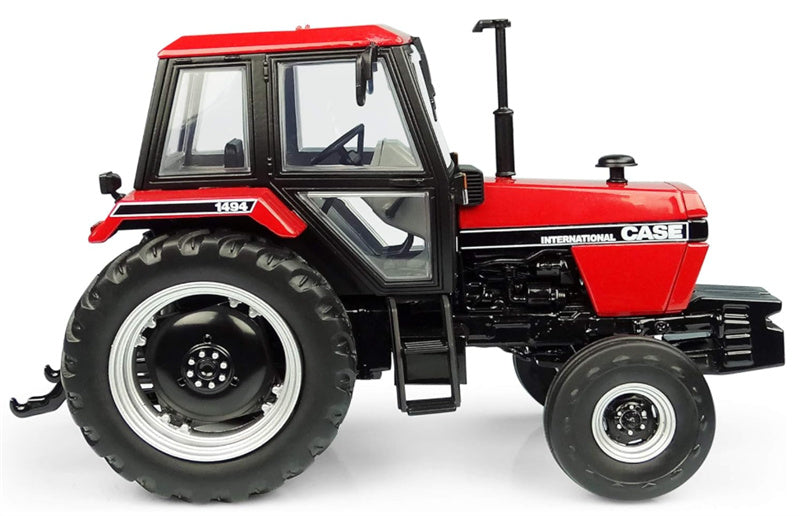 Universal Hobbies CASE International 1494-2WD Agricultural Tractor Red 1:32 Truck Pre-built Model
