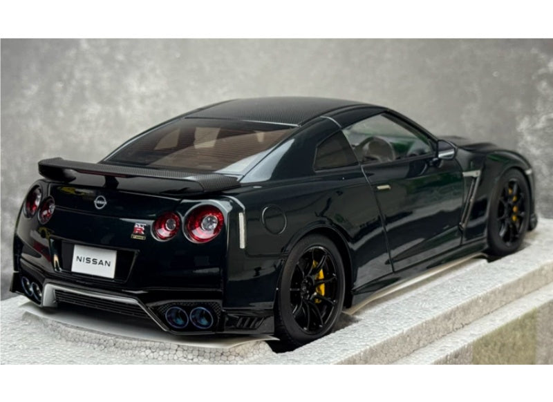 1:18 Nissan GT-R R35 2022 Midnight Purple MOTORHELIX Track Edition Limited Edition 999PCS ONLY DIECAST Model