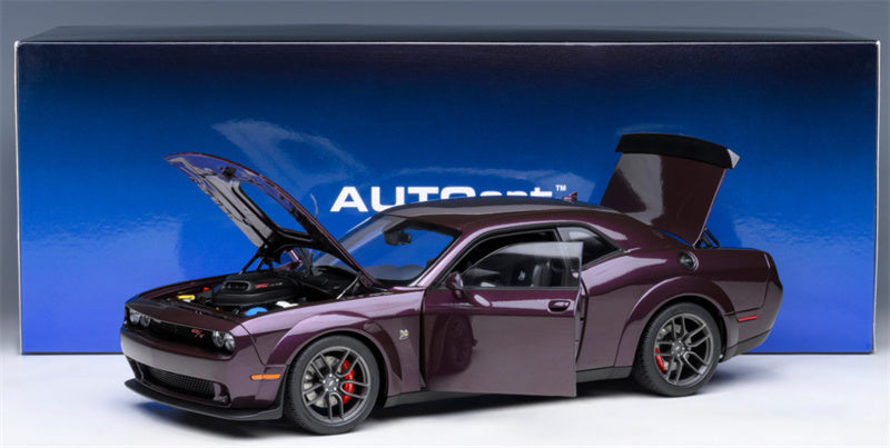 AUTOART Dodge Challenger R/T Scat Pack Widebody 2022 maroon 1:18 Car Pre-built Model view11