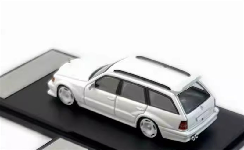 Mortal Mercedes Benz E-Class E300 station wagon S124 White HEC Exhibition Edition Limited Edition 1:64 Car Pre-built Model view2