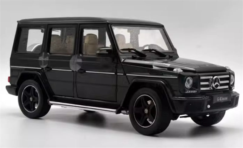 iScale Mercedes Benz G500 G-KLASSE off-road black 1:18 Car Pre-built Model view8