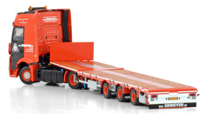 WSI  ACTROS MP5 GIGA SPACE 4X2 FLATBED MEGA TRAILER - 3 AXLE Van Grinsven BV 1:50 Truck Pre-built Model