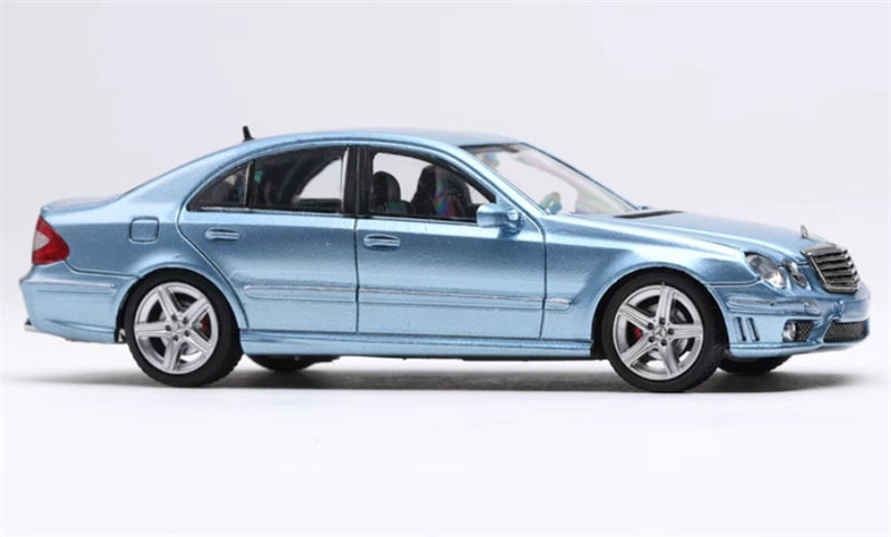 KING MODEL Classic Four-Eyed Mercedes-Benz E63 AMG W211 ice blue Limited Edition 599PCS ONLY 1:64 Car Pre-built Model view8
