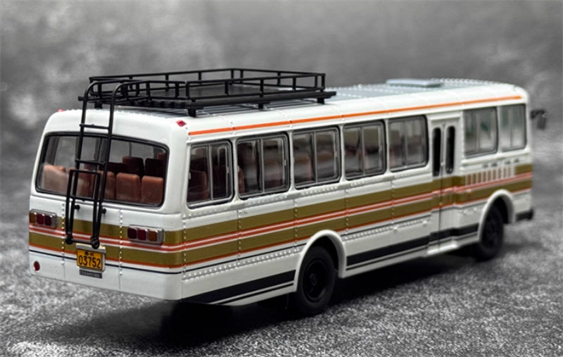 AUTO-GLIMPSE Yaxing JT663 long-distance With luggage rack bus orange 1:64 Bus Pre-built Model view7