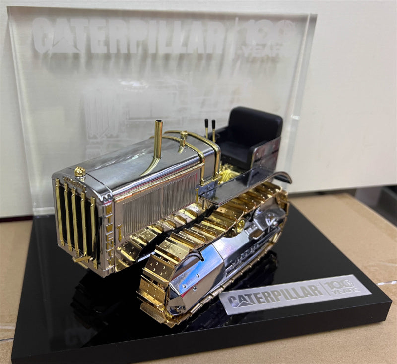 CATERPILLAR TWENTY Tracked Tractor with Chrome and Gold Plating - 100th anniversary Edition Limited Edition 1:16 Truck Pre-built Model