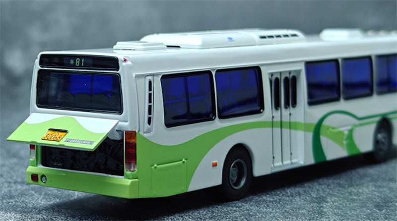 AUTO-GLIMPSE Flxible CFC6110GD Shanghai Coating Bus Route 81 Air-conditioned version Light green white 1:64 Bus Pre-built Model view10