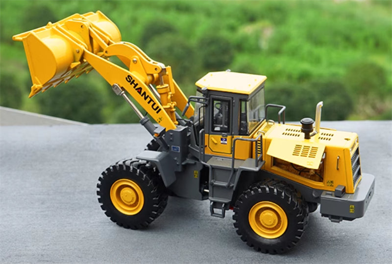 SHANTUI SL56H pure electric wheeled Loader new energy yellow 1:35 Truck Pre-built Model
