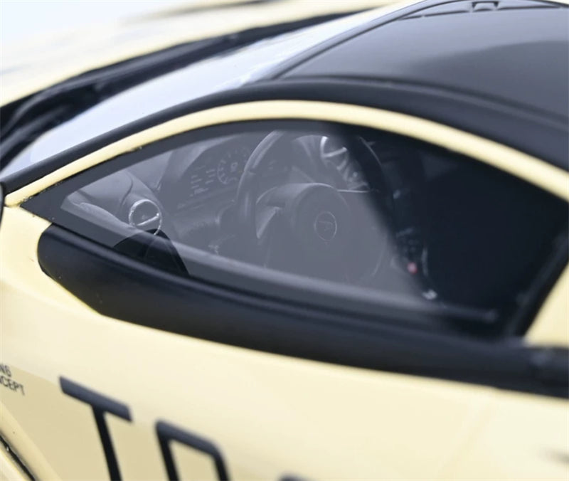 1:18 McLaren LB-Works 720S 2024 off-white GT Spirit  Resin Model