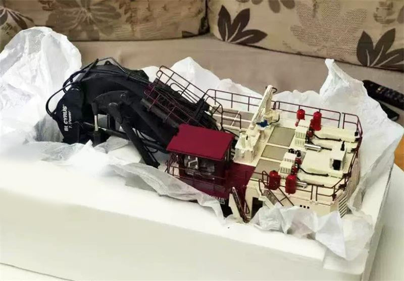 1:50  BUCYRUS RH340B Bymo Limited Collectors Edition Front shovel Black Red White Diecast Model
