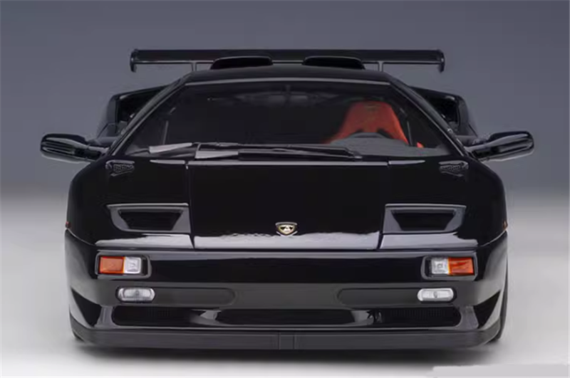 AUTOART Lamborghini Diablo SV-R Deep Black 1:18 Car Pre-a Model
