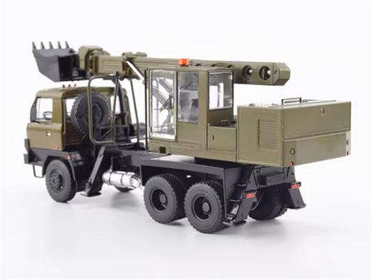 Modimio Tatra 815 UDS-114A Soviet Excavator 1:43 Truck Pre-built Airliner Model Display view2
