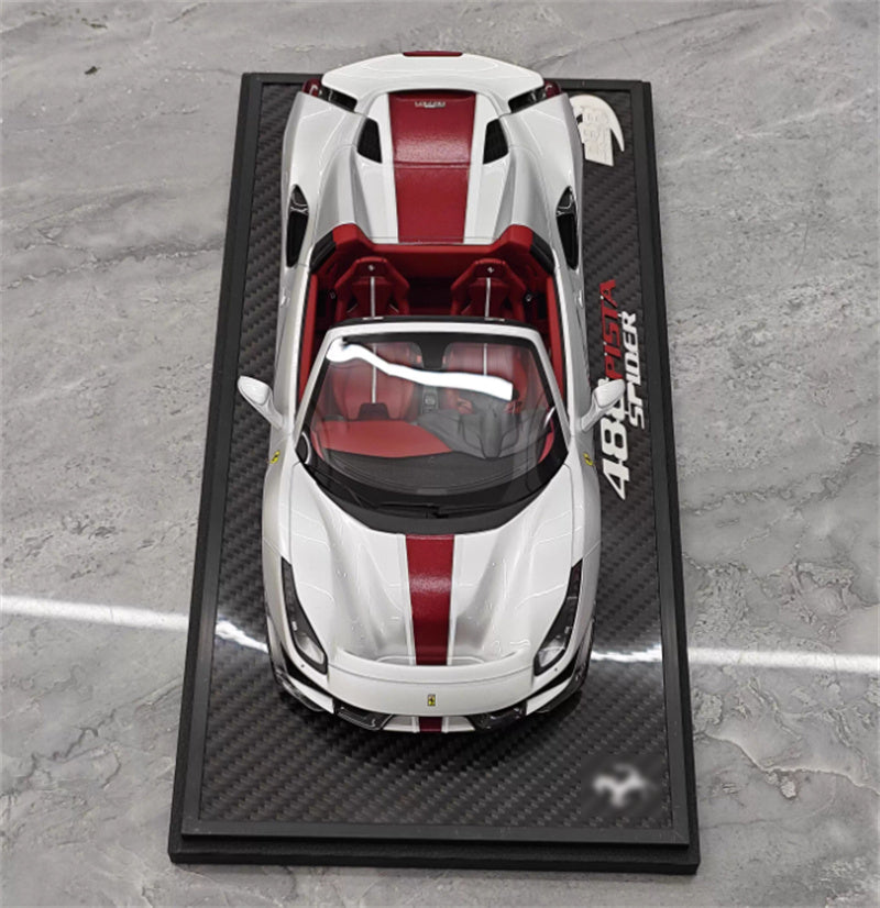 BBR MODELS FERRARI 488 Pista Spider convertible Silver calipers Carbon fiber base Limited Edition 28PCS ONLY 1:18 Car Pre-built Model view3