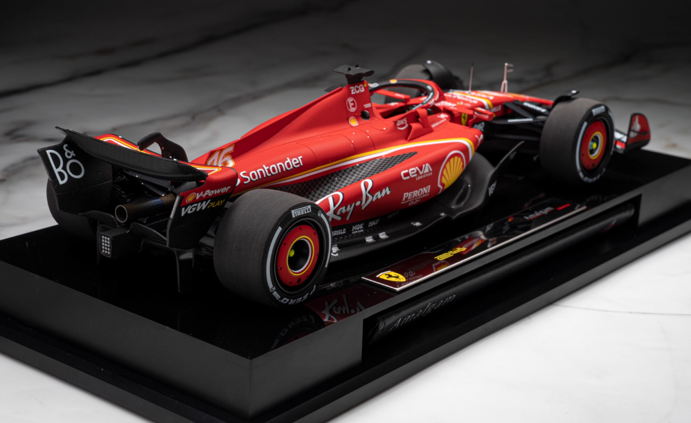 Amalgam Ferrari SF24 Racing Australian Grand Prix Leclerc #16 Santander V-Power VGW Play aws Palantir Richard Mille Ceva HCLSoftware Peroni Ray-ban 1:18 Car Pre-built Model view3