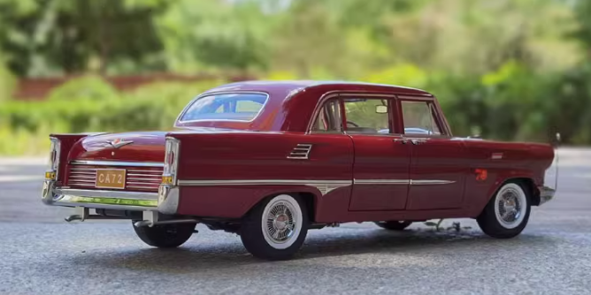 Century Dragon Hongqi CA72 70th Anniversary Edition red 1:18car Pre-a Model