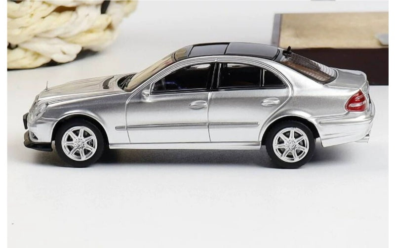 1:64 Mercedes-Benz E280 AMG Sport (W211) Silver Glory Model Open Front Hood Limited 799 pcs DIECAST Car Model