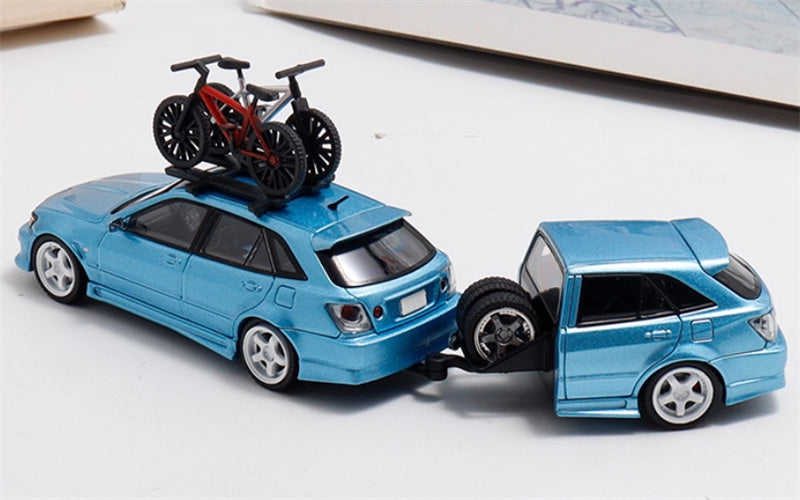 Mortal TOYOTA ALTEZZA GITA IS200 Exhibition HEC Limited Ice Blue - Set Limited Edition 1:64 Car Pre-built Model view2