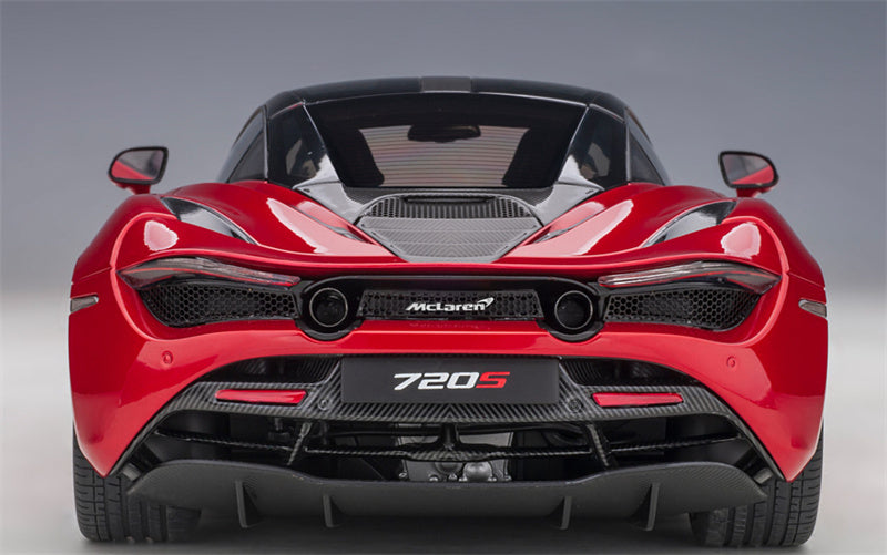 AUTOART McLaren 720S Red 1:18 DIECAST Truck Lorry
