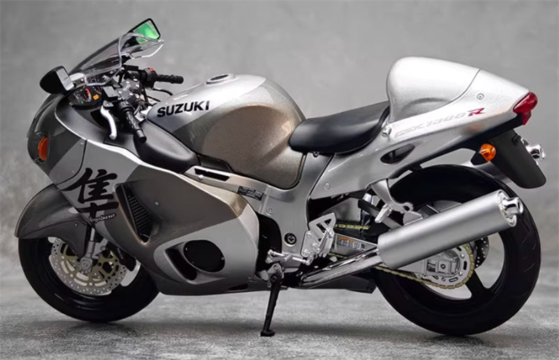 1:12 Suzuki GSX-1300R Hayabusa  silver  LCD MODELS  DIECAST motorcycle Model