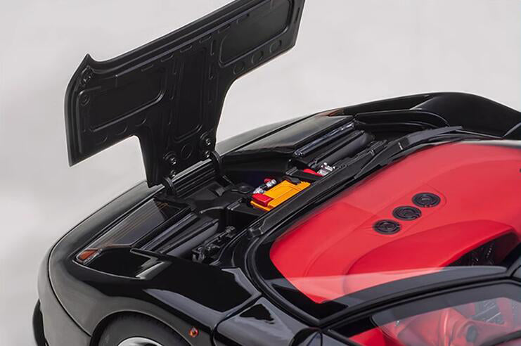 AUTOART BUGATTI EB110 SS black 1:18car Pre-a Model