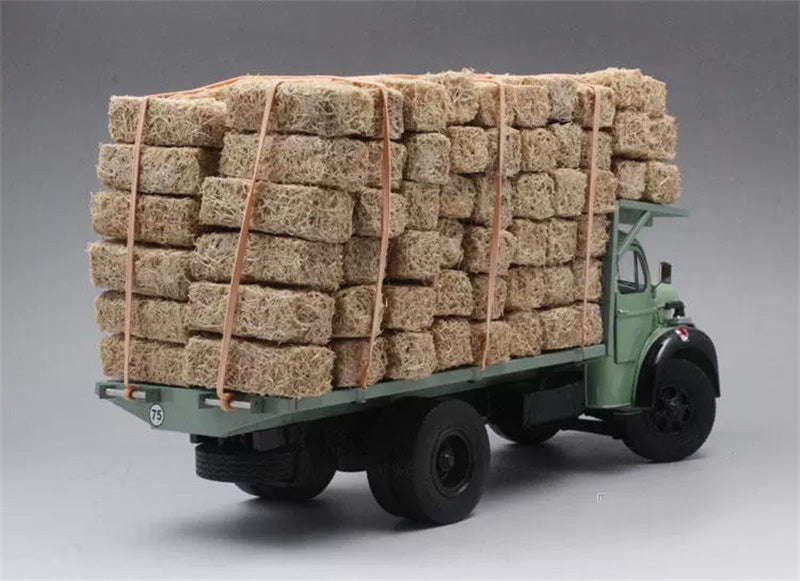 MQM BERLIET GLR 8R 1957 Grass Transport 1/24 DIECAST car