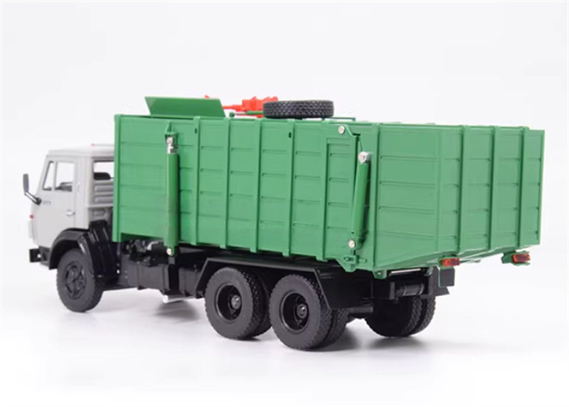 Modimio Soviet Kamaz KO-415A (53213) sanitation truck 1:43 Truck Pre-built Airliner Model Display view2