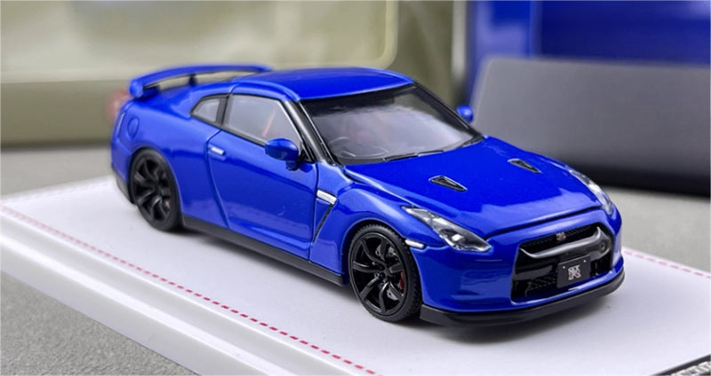 Focal Horizon Nissan GT-R R35 Blue Limited Edition 999PCS ONLY 1:64 Car Pre-built Model view1