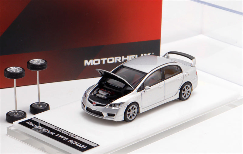 MOTORHELIX The hood can be opened, and a hubcap is included. 1:64 car Pre-built Model view8