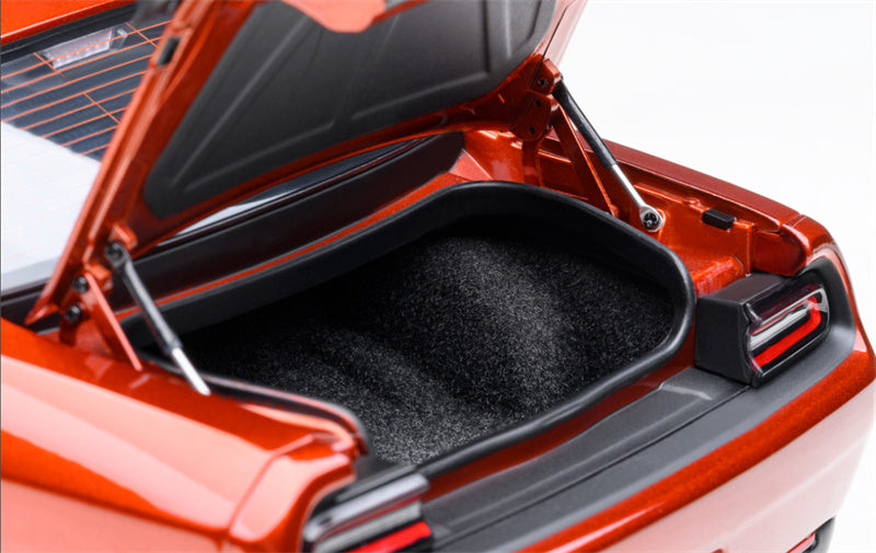 AUTOART Dodge Challenger R/T Scat Pack Widebody 2022 1:18 Car Pre-built Model view2