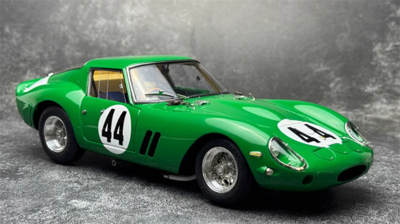 CMC Ferrari 250 GTO Silverstone 1963 #4491 (RHD) Piper #44 green Limited Edition 1:18 Car Pre-a Model
