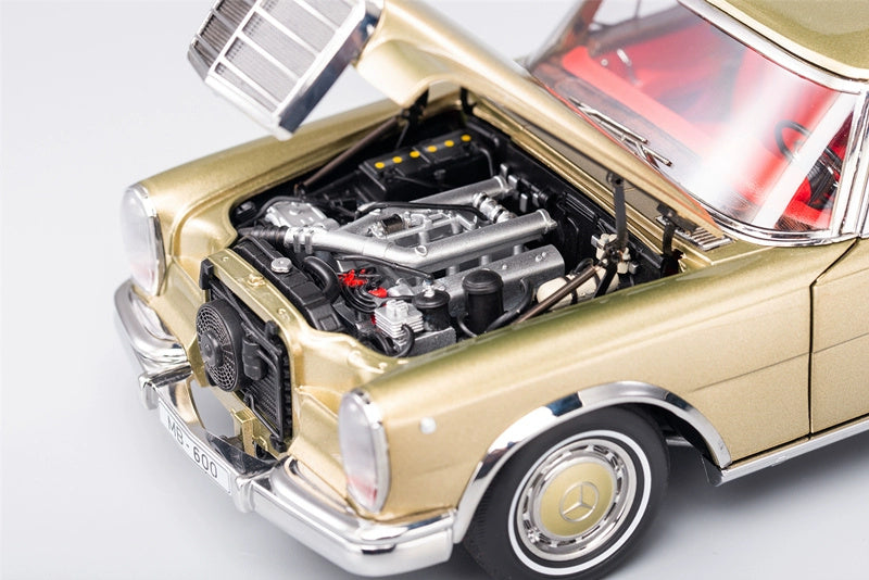 KengFai Mercedes Benz S600 Pullman Classic Car Champagne 1:18 DIECAST CAR