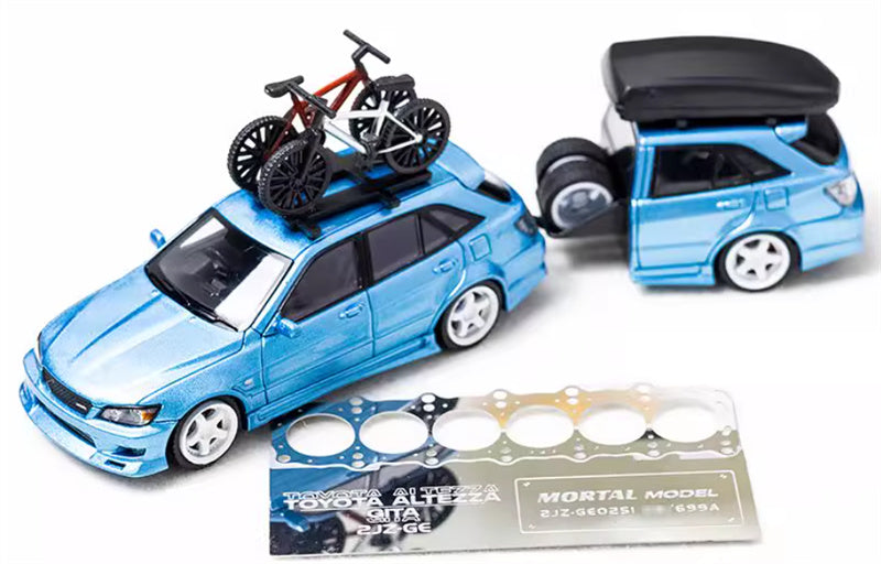 Mortal TOYOTA ALTEZZA GITA IS200 Exhibition HEC Limited Ice Blue - Set Limited Edition 1:64 Car Pre-built Model view1