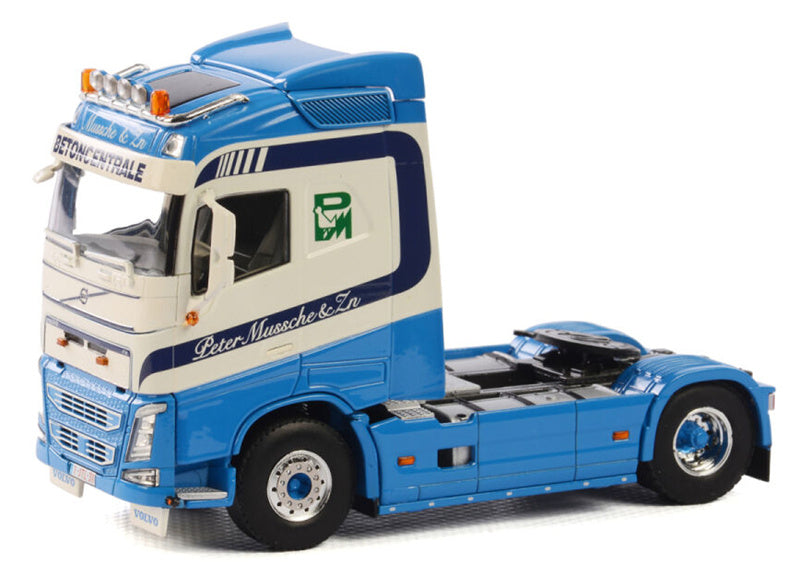 WSI  VOLVO GLOBETROTTER 4x2 Peter Mussche 1:50 Truck Pre-built Model